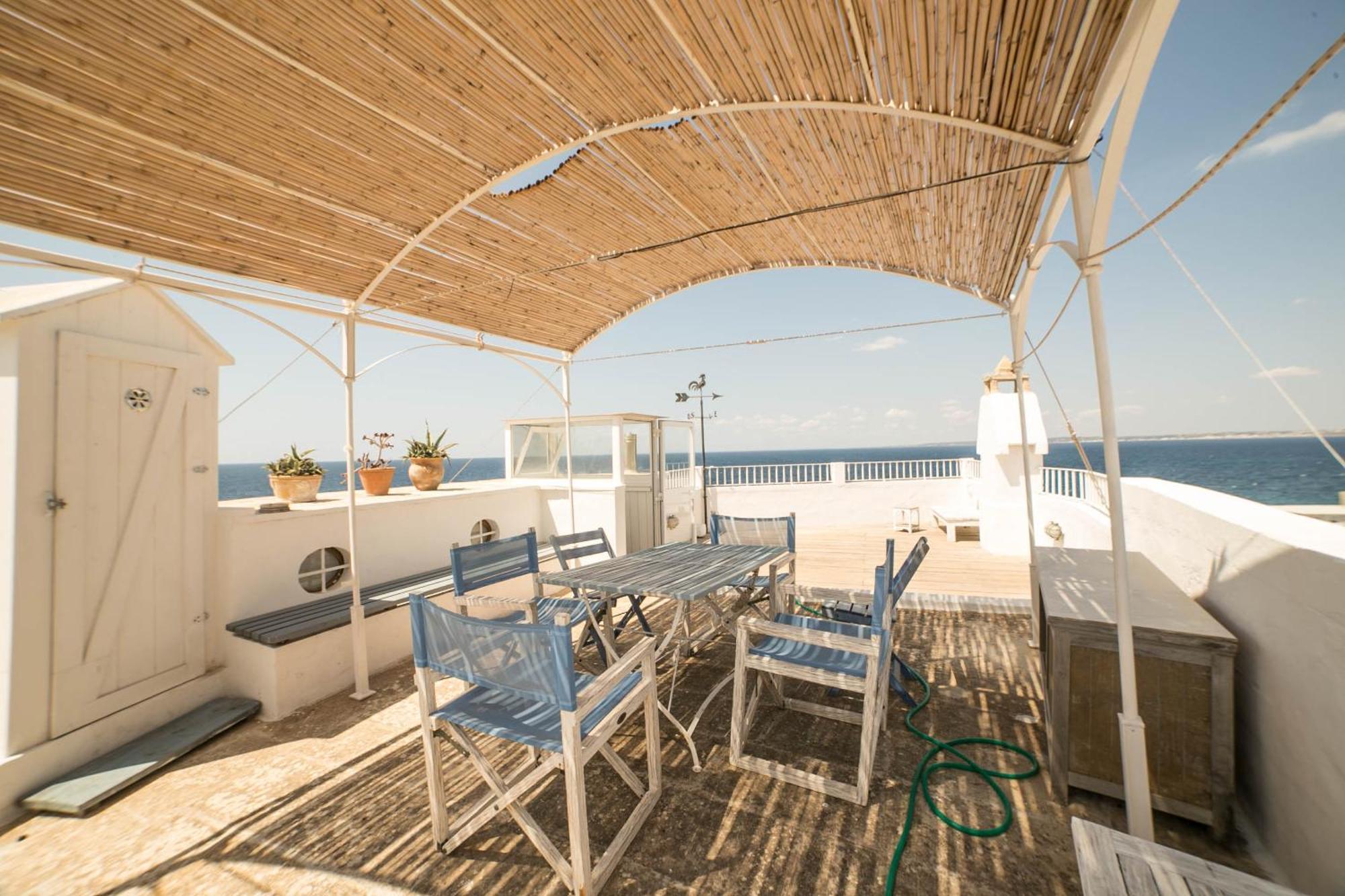 Вилла 4 Balconi House-San Gregorio Palazzo Unico Vista Mare Галлиполи Экстерьер фото