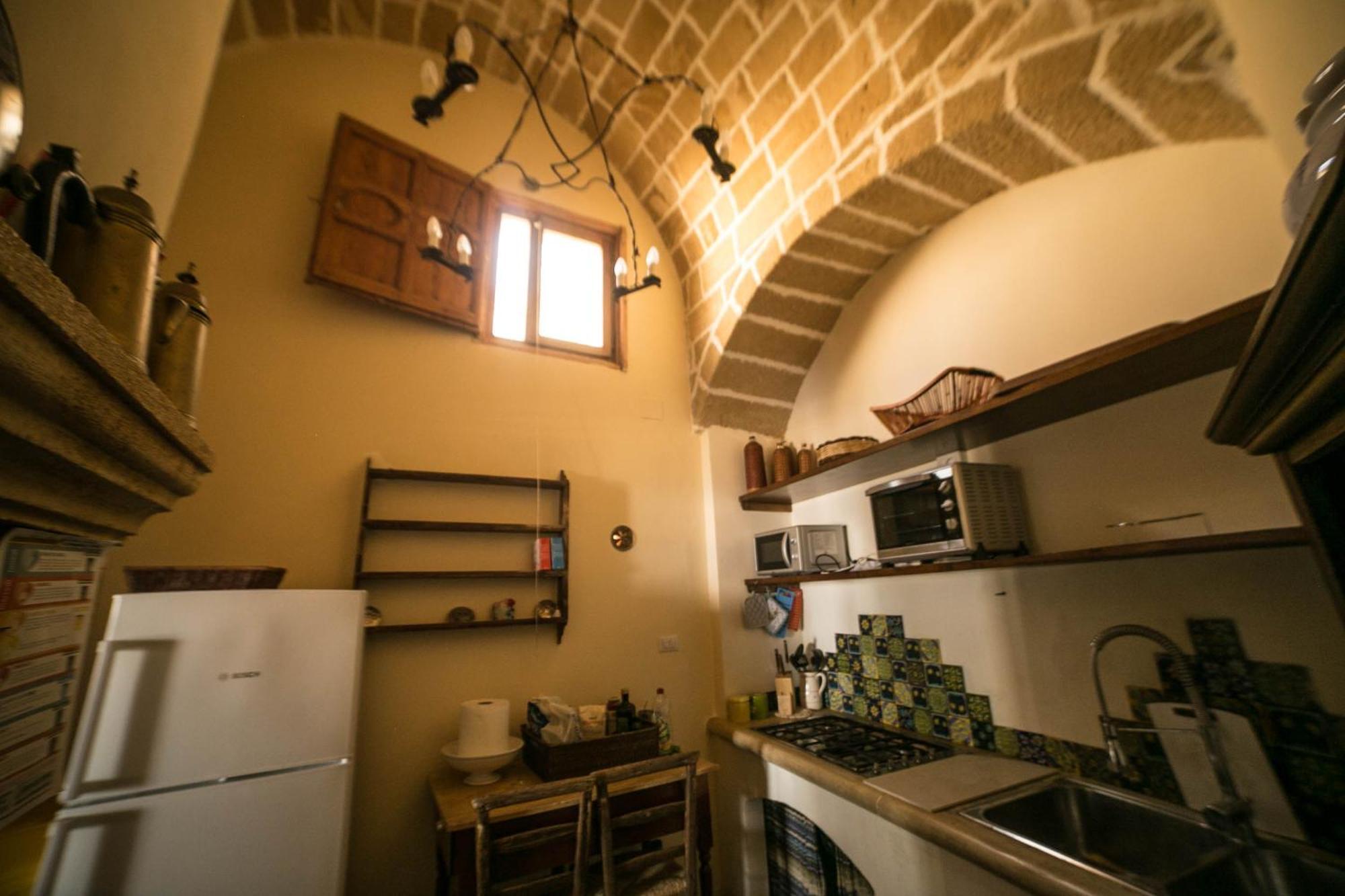 Вилла 4 Balconi House-San Gregorio Palazzo Unico Vista Mare Галлиполи Экстерьер фото